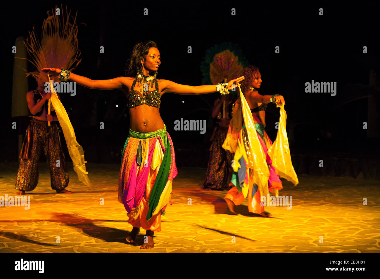 Une danse danseurs Sega Sega traditionnel de la danse, de l'Ile Maurice Banque D'Images