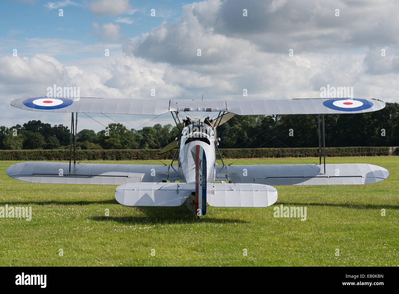 Biggleswade, UK - 29 juin 2014 : un millésime Hawker Tomtit bi-plane sur l'affichage à la Shuttleworth Collection air show. Banque D'Images