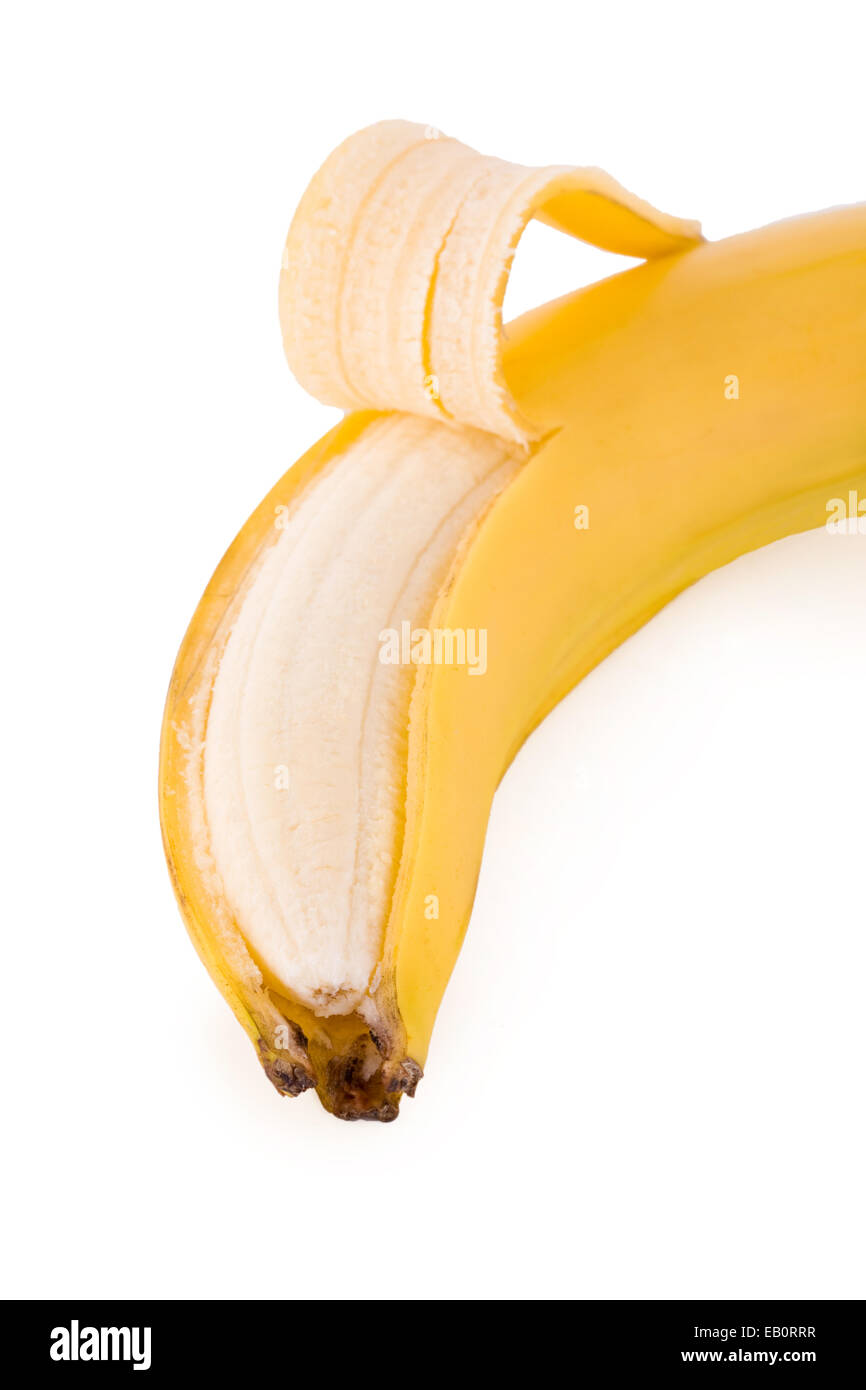 Gros plan de la banane mûre pelée, fruits isolated on white Banque D'Images