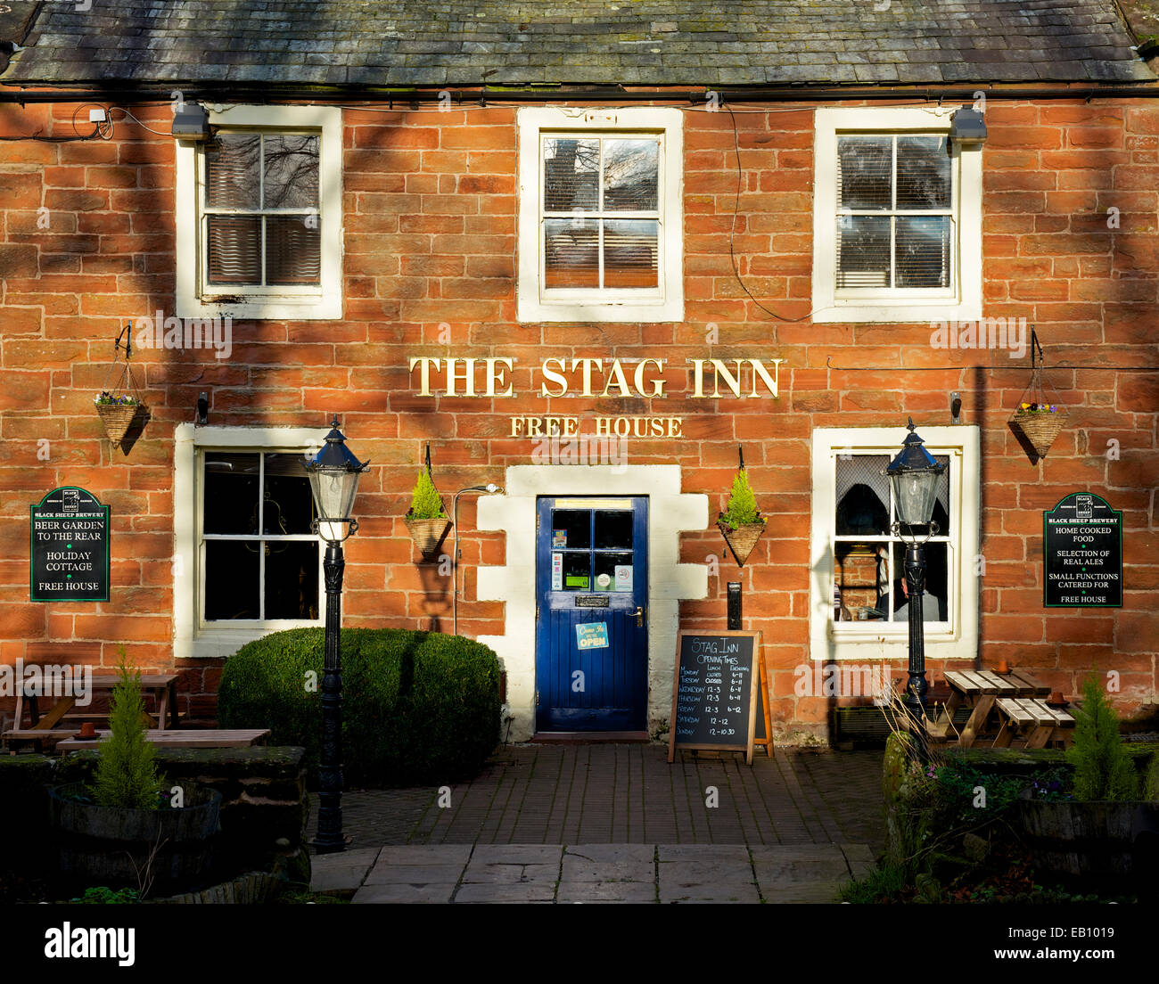 The Stag Inn, Dufton, North Pennines, Cumbria, Angleterre, Royaume-Uni Banque D'Images
