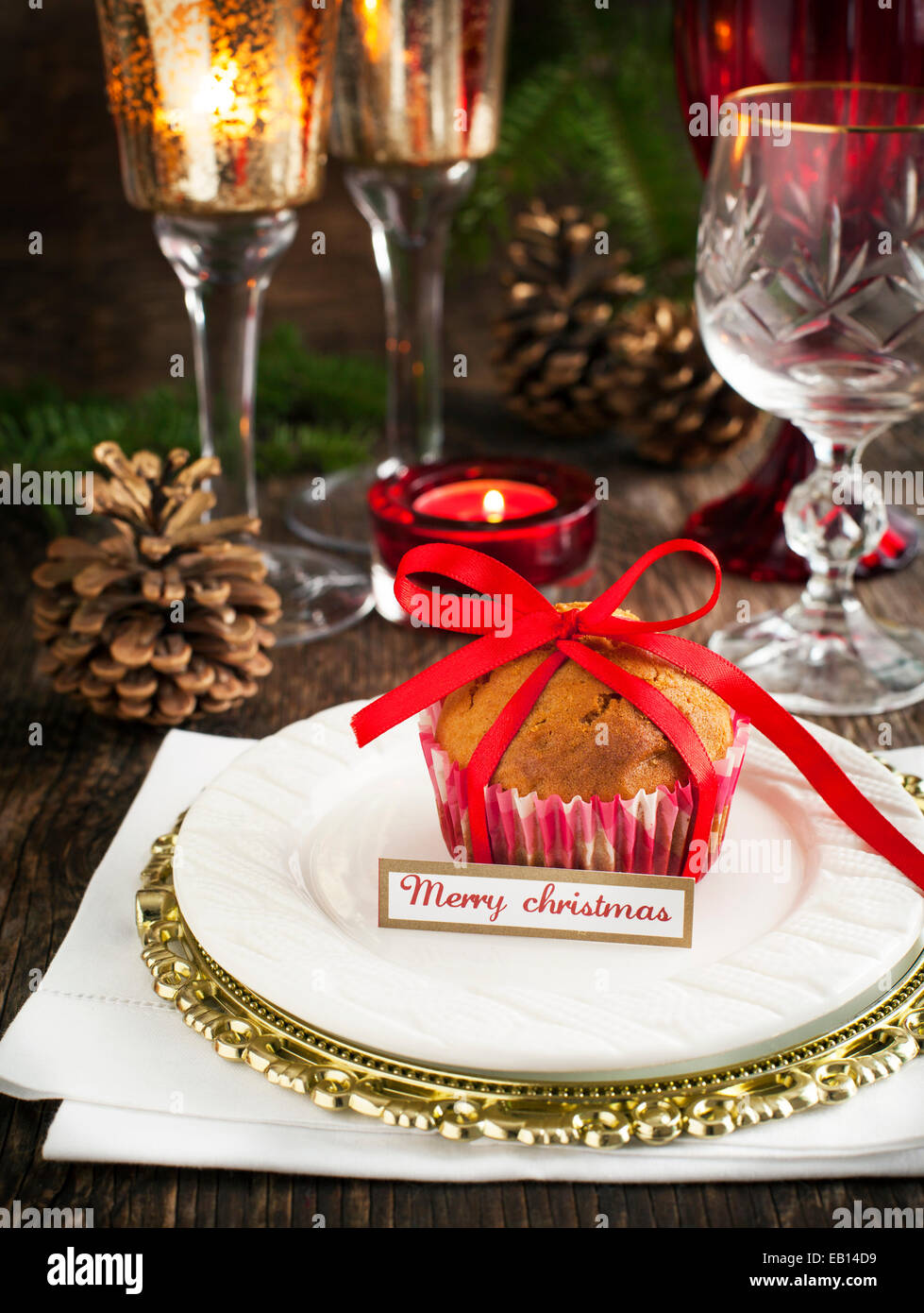 Réglage de la table de Noël. Des décorations de Noël Banque D'Images