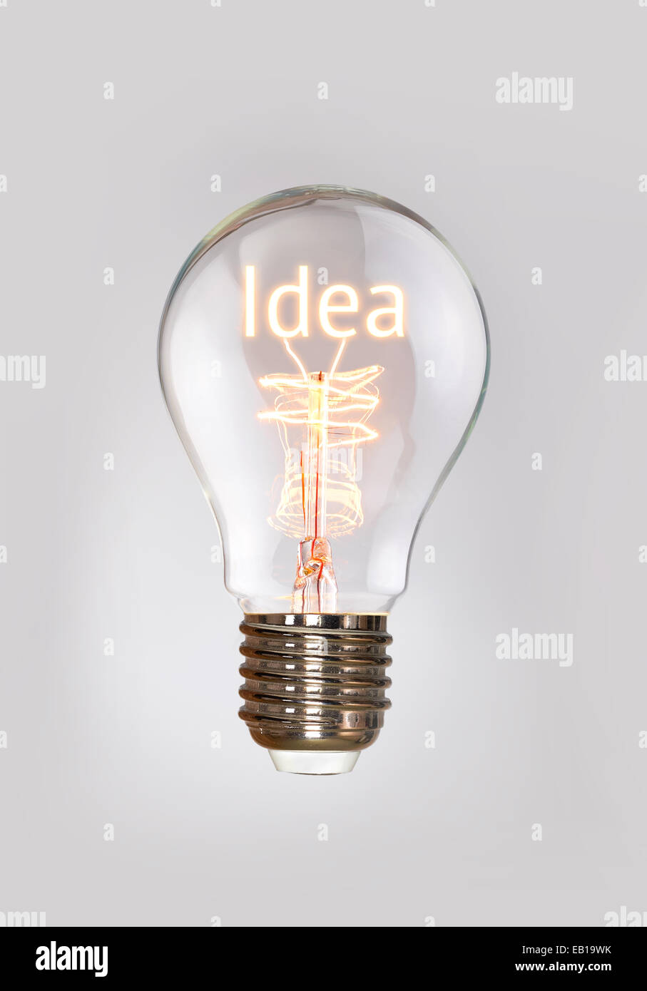 Concept d'idées dans une ampoule à incandescence. Banque D'Images