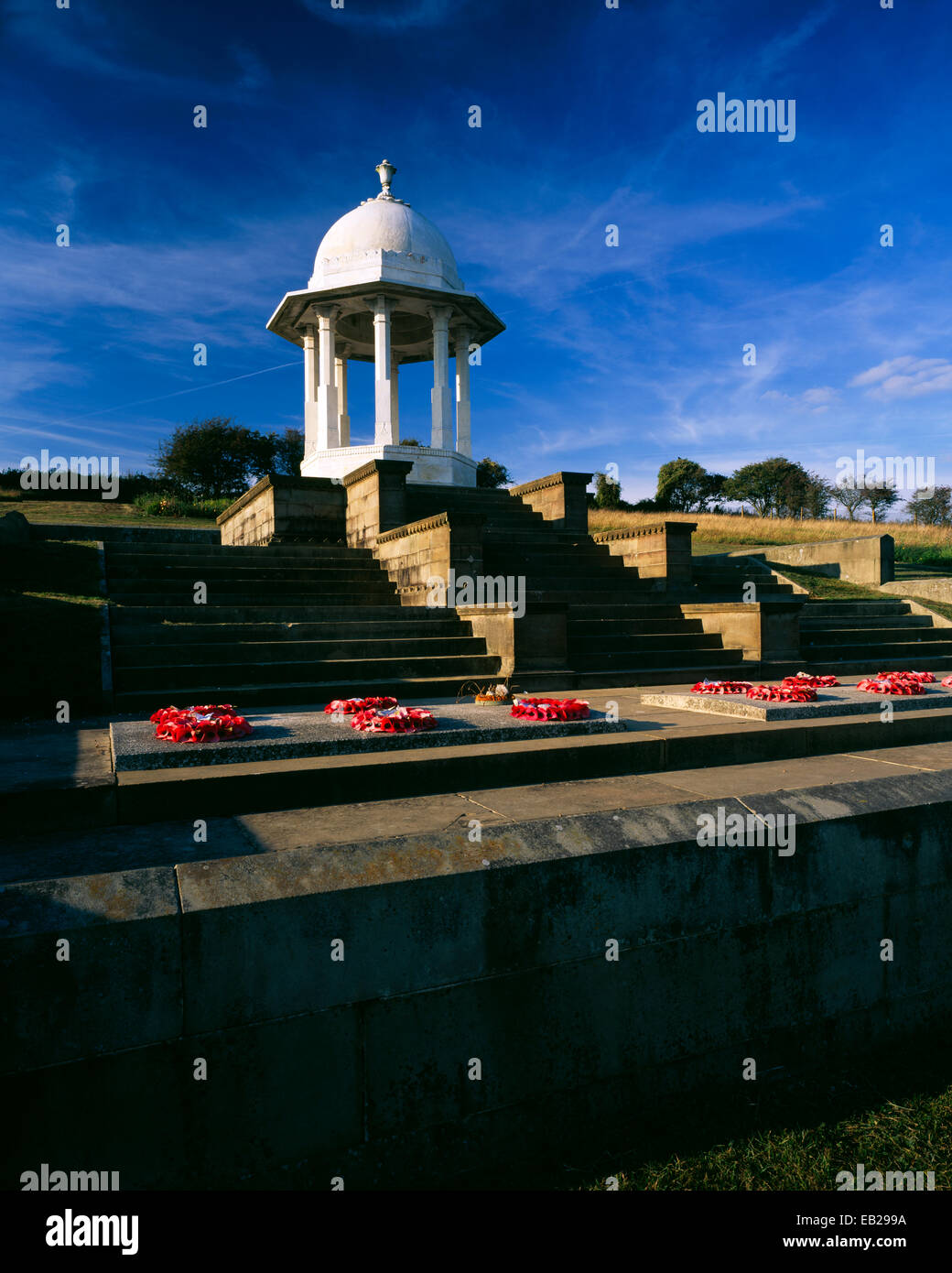 La guerre indienne Chattri Memorial sur les South Downs près de Clayton au-dessus de Brighton, West Sussex, UK Banque D'Images