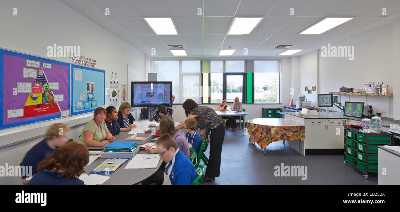 Colomb l'école et le Collège, Chelmsford, Royaume-Uni. Architecte : Haverstock Associates LLP, 2013. En classe Panorama Banque D'Images