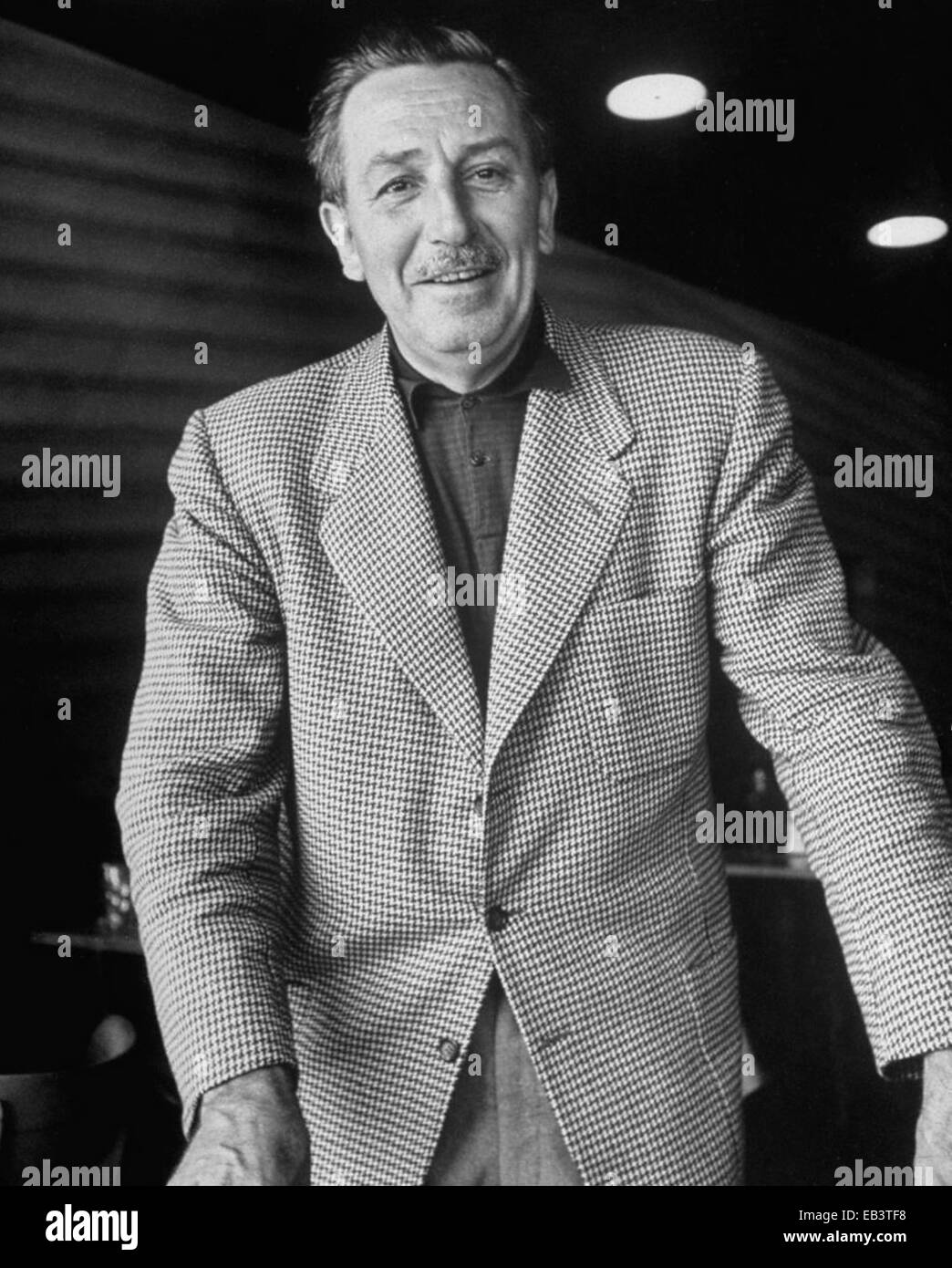 Producteur de film et culturel dans un Walt Disney Studio portrait en 1965. Banque D'Images