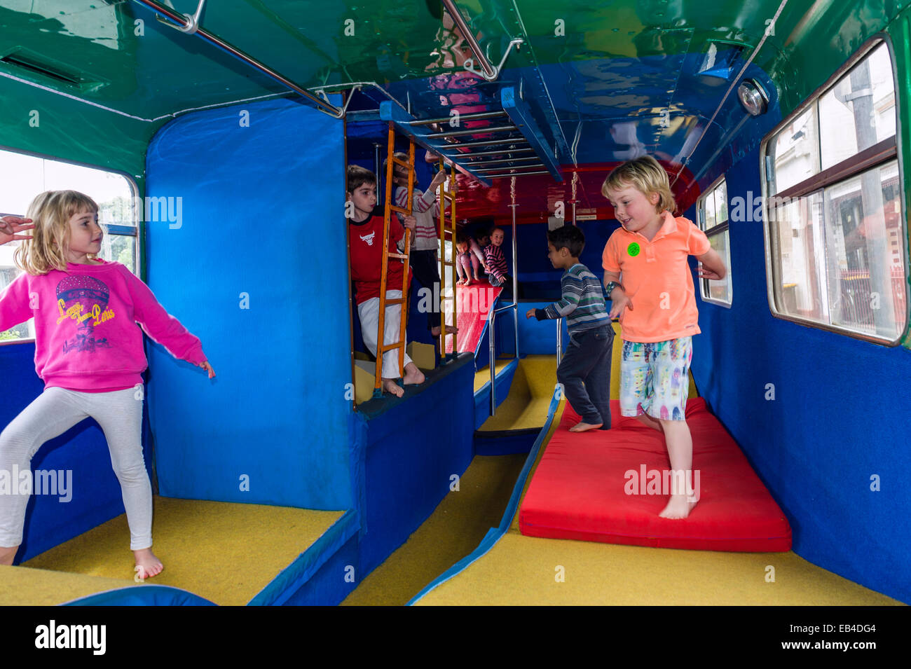 Joyeux Anniversaire Victoria Banque D Image Et Photos Alamy