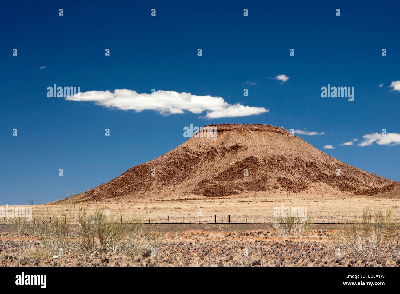 Paysage de montagne sur la route de Keetmanshoop - Namibie, Afrique Banque D'Images