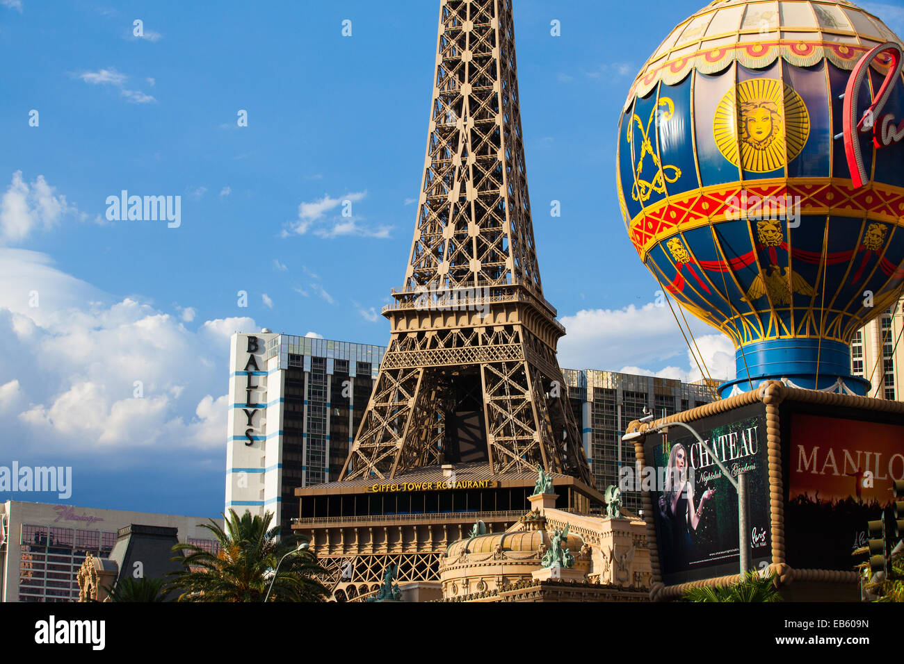 Las Vegas, USA - 11 juillet 2011 : Paris, Las Vegas est un hôtel et casino situé sur le Strip de Las Vegas dans le paradis, Nevada.comme sa Banque D'Images