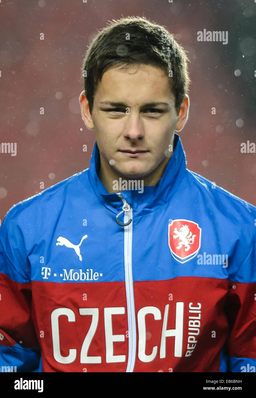 Prague, République tchèque. 18 Nov, 2014. La République tchèque Daniel Holzer au cours de l'U21 test match entre l'Allemagne et la République tchèque à Synot Tip Arena à Prague, République tchèque, 18 novembre 2014. Photo : THOMAS EISENHUTH/dpa/Alamy Live News Banque D'Images