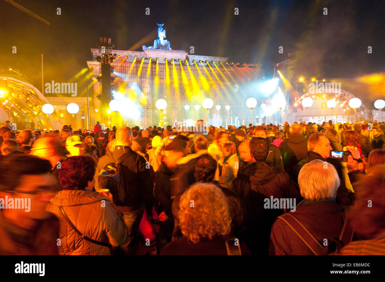 Festival public concert de rock à la porte de Brandebourg marquant 25e anniversaire de la chute du Mur de Berlin Banque D'Images