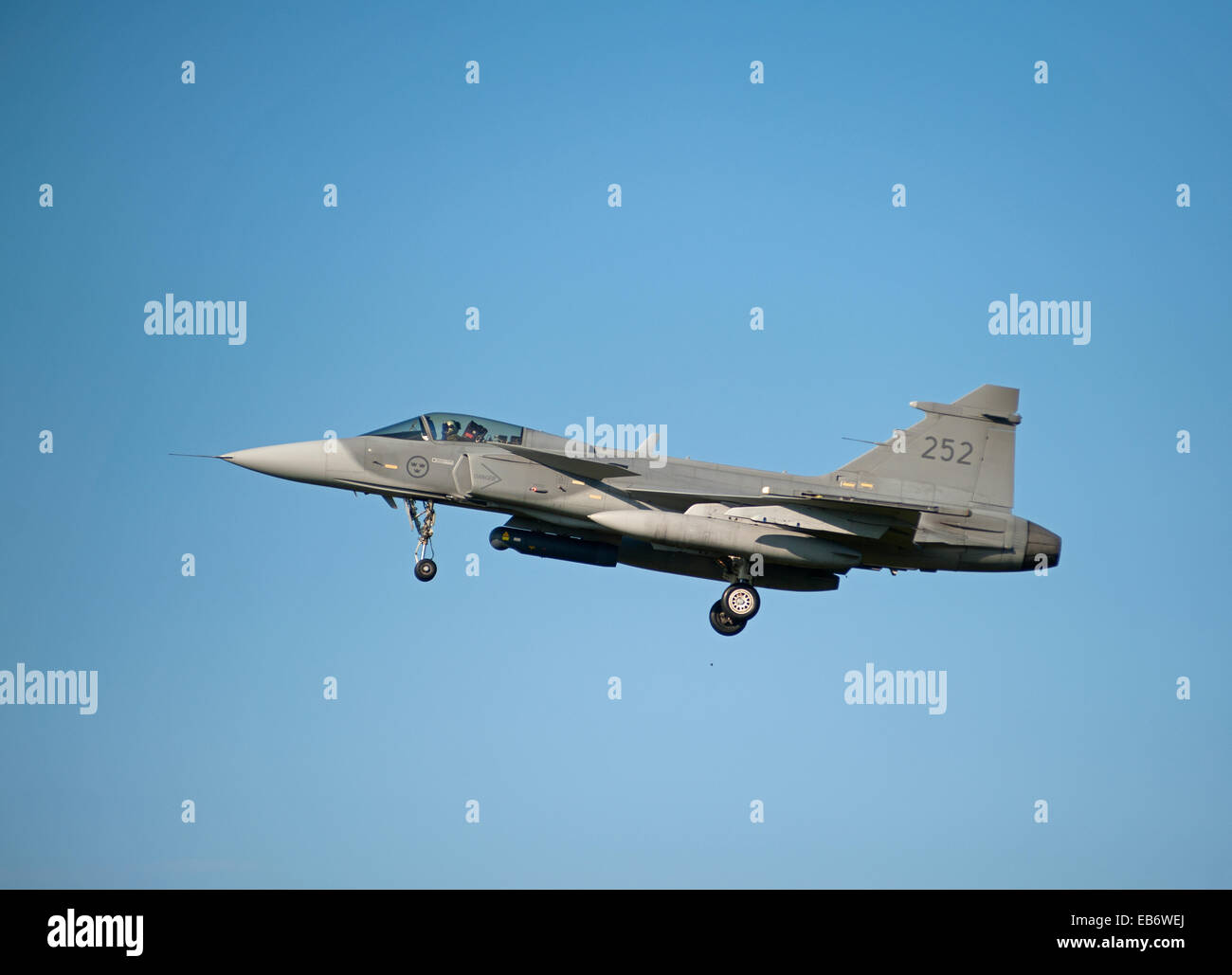Armée de l'air suédoise sur Gripen JAS 39D exercer sur RAF Lossiemouth en Écosse. 9189 SCO. Banque D'Images