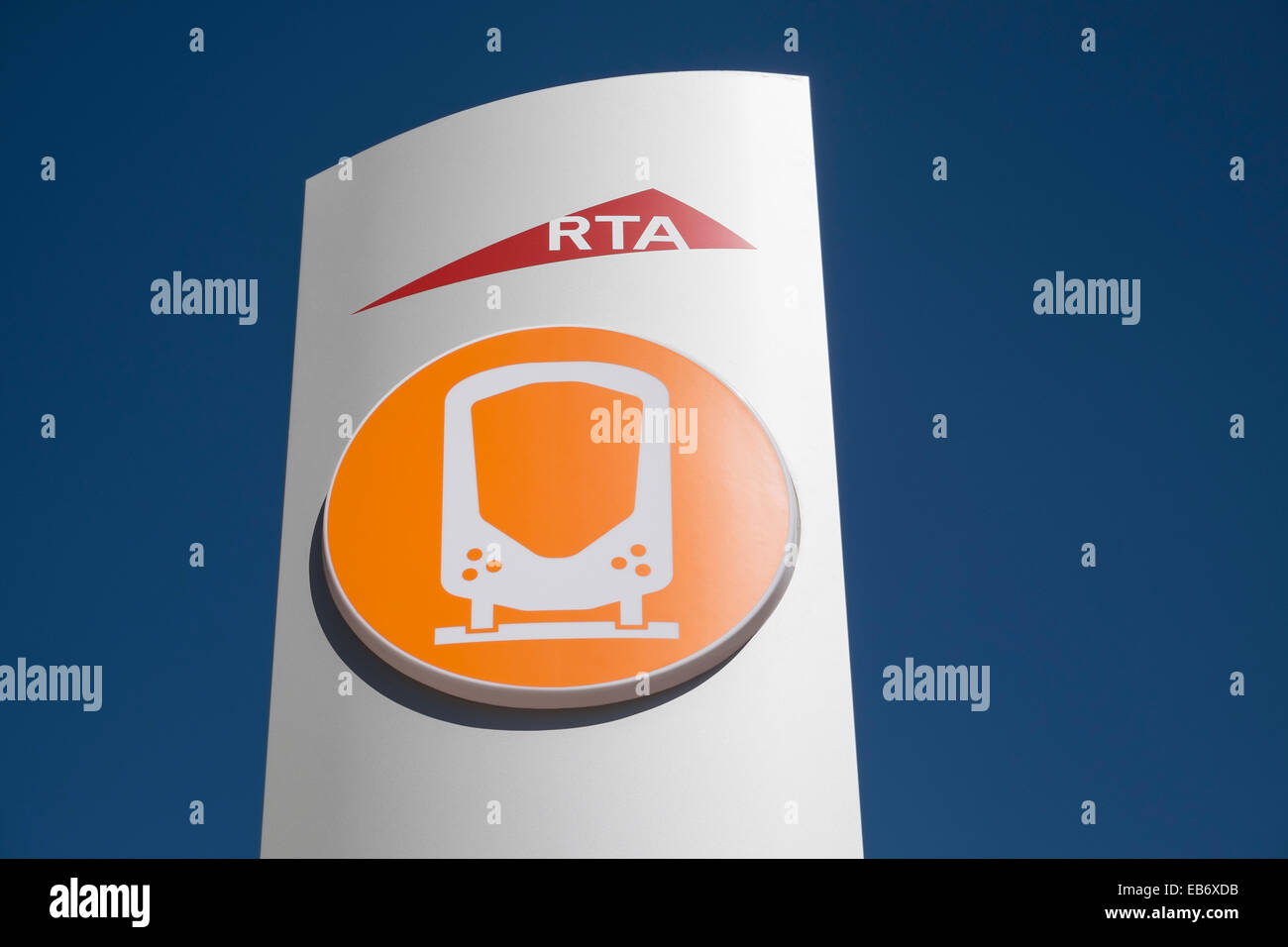 Inscrivez-vous à la station de tramway dans Dubaï Marina de Dubaï Émirats Arabes Unis Banque D'Images