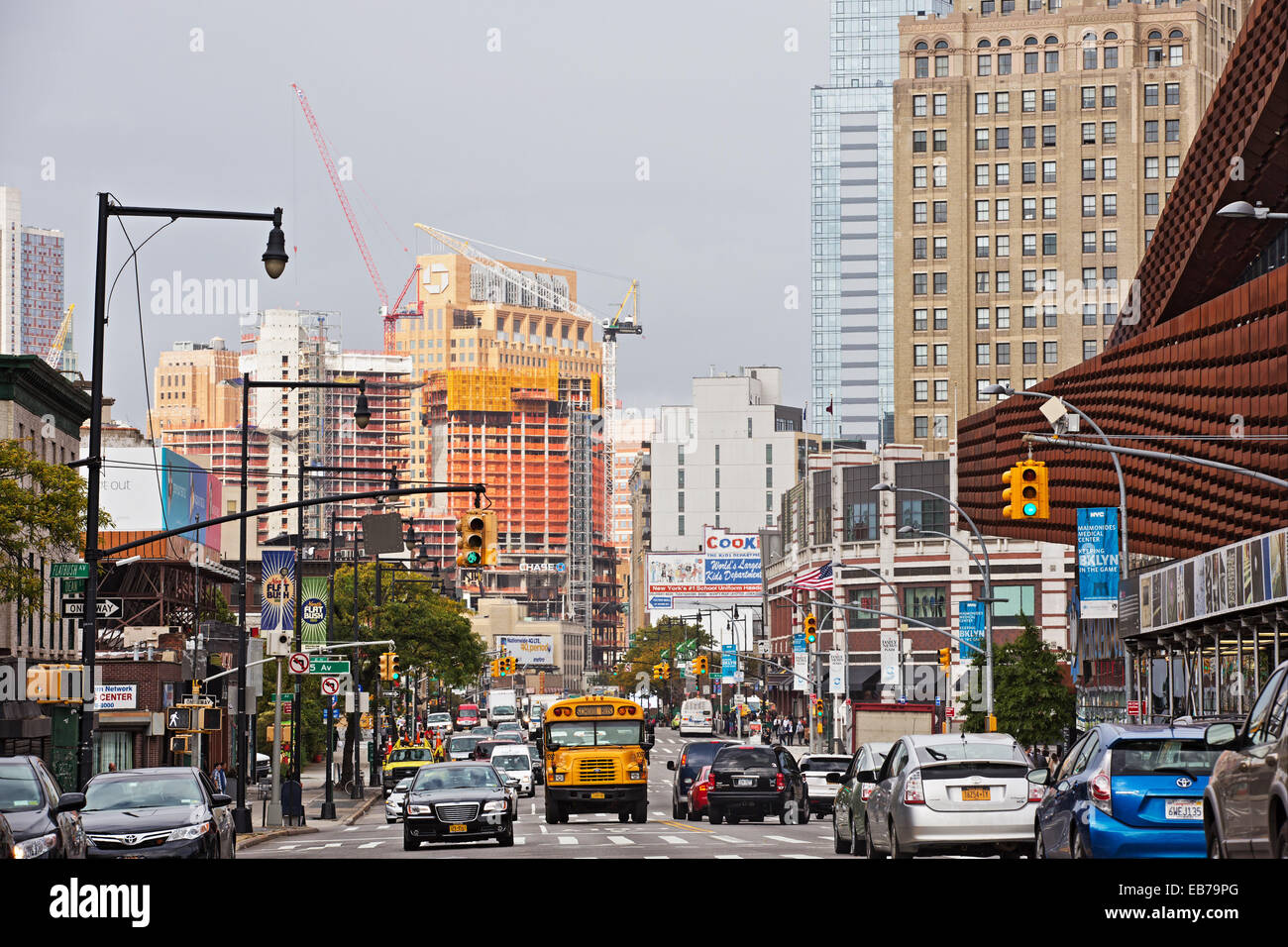 À l'angle de Flatbush & Atlantic Ave, Brooklyn, NY, USA, le 15 octobre 2014. Banque D'Images