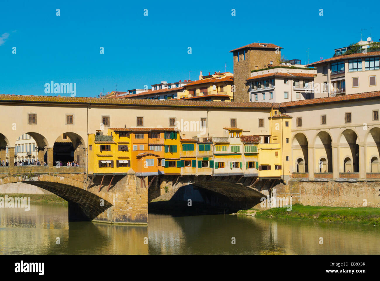 Le Ponte Vecchio, le vieux pont, Florence, Toscane, Italie Banque D'Images