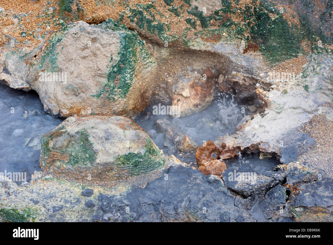 Hot spring, gisements minéraux, zone géothermique près de Krýsuvík Seltún ou Krísuvík, Reykjanesskagi Banque D'Images