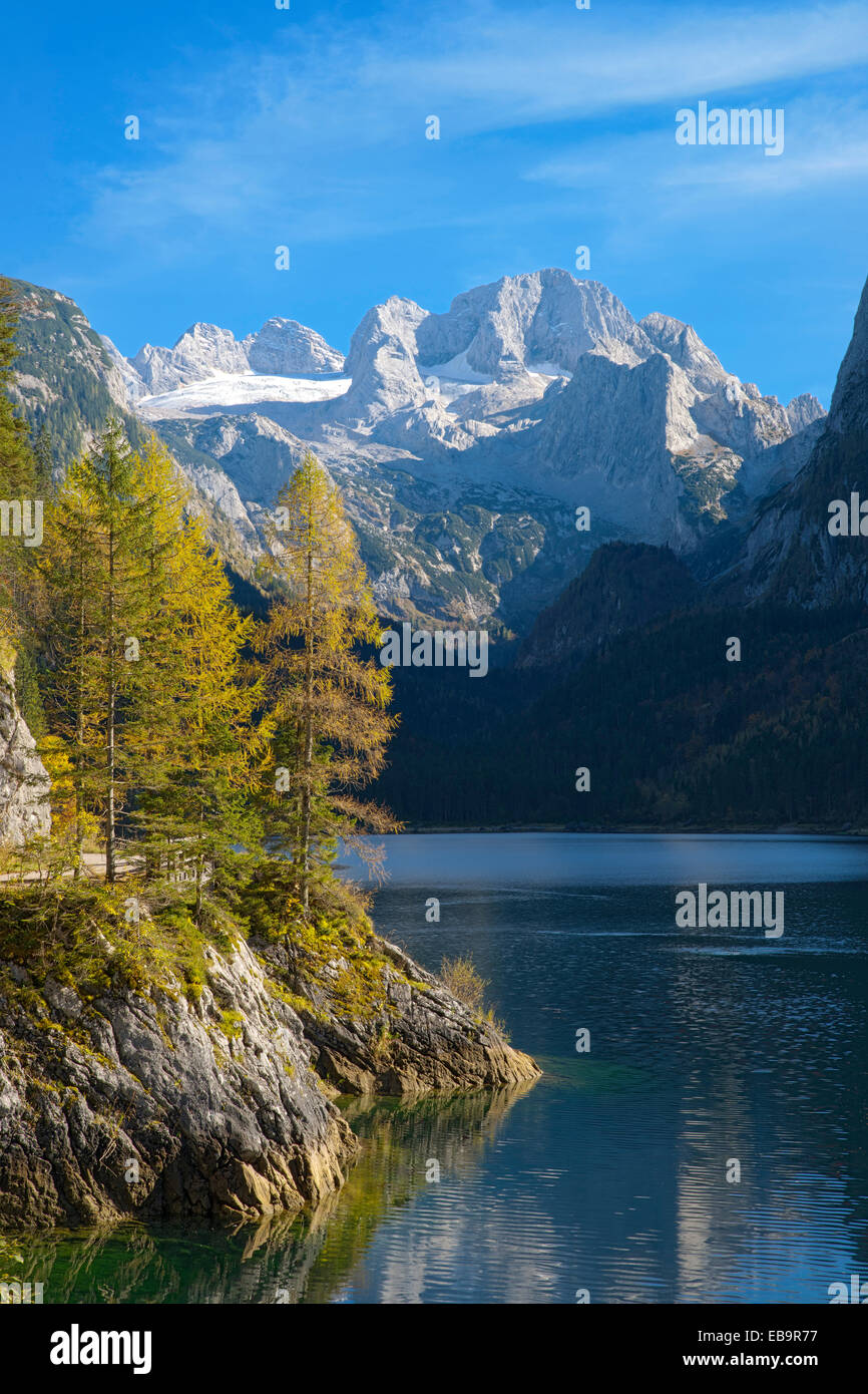 Vorderer Gosausee lake Montagnes de Dachstein, à l'arrière, le lac de Gosau, Gosau, Haute Autriche, Autriche Banque D'Images