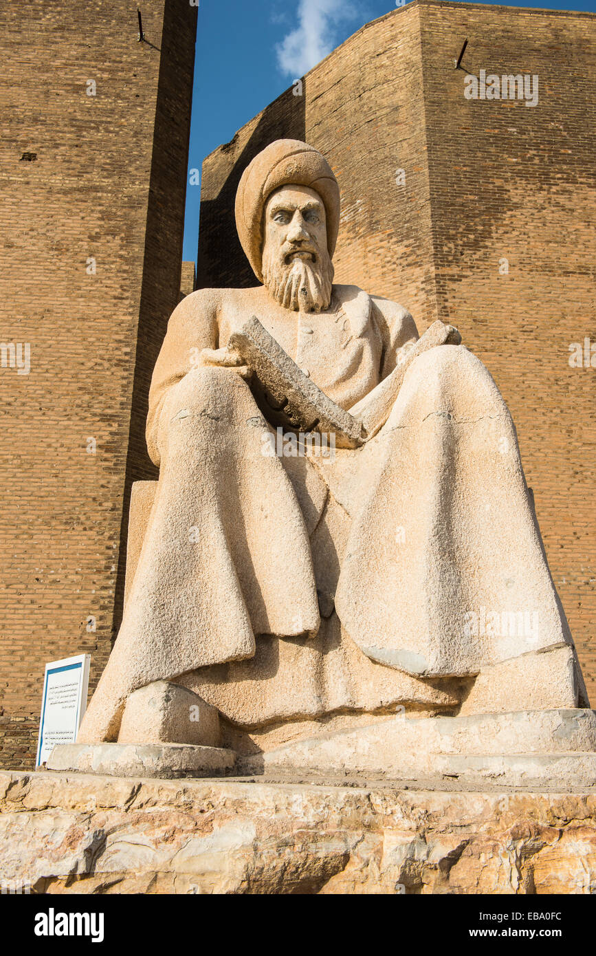Statue de Moubarak Ben Ahmed dans Sharaf-Aldin avant de Qalat Hawler citadelle, Erbil, Province d'Erbil, Irak, Kurdistan irakien Banque D'Images