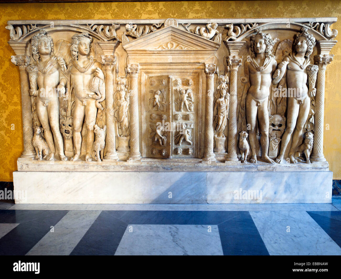 Sarcophage représentant les quatre saisons du iiie siècle après J.-C. Musei Capitolini - Rome Italie Banque D'Images