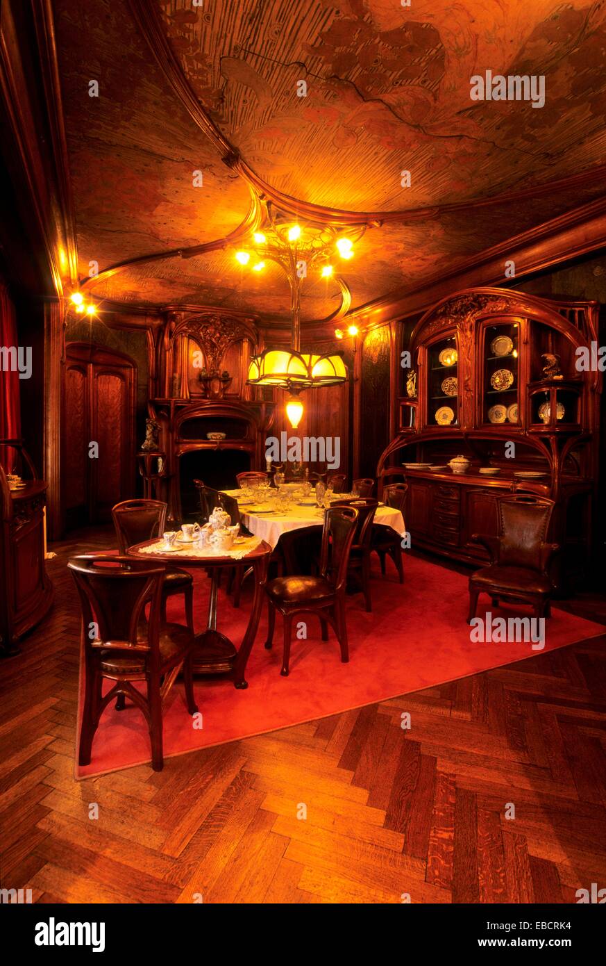 Art nouveau dining room Banque de photographies et d’images à haute ...