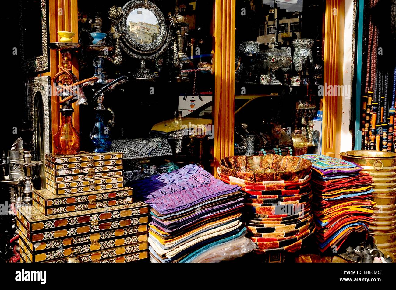 where to buy souvenirs in amman
