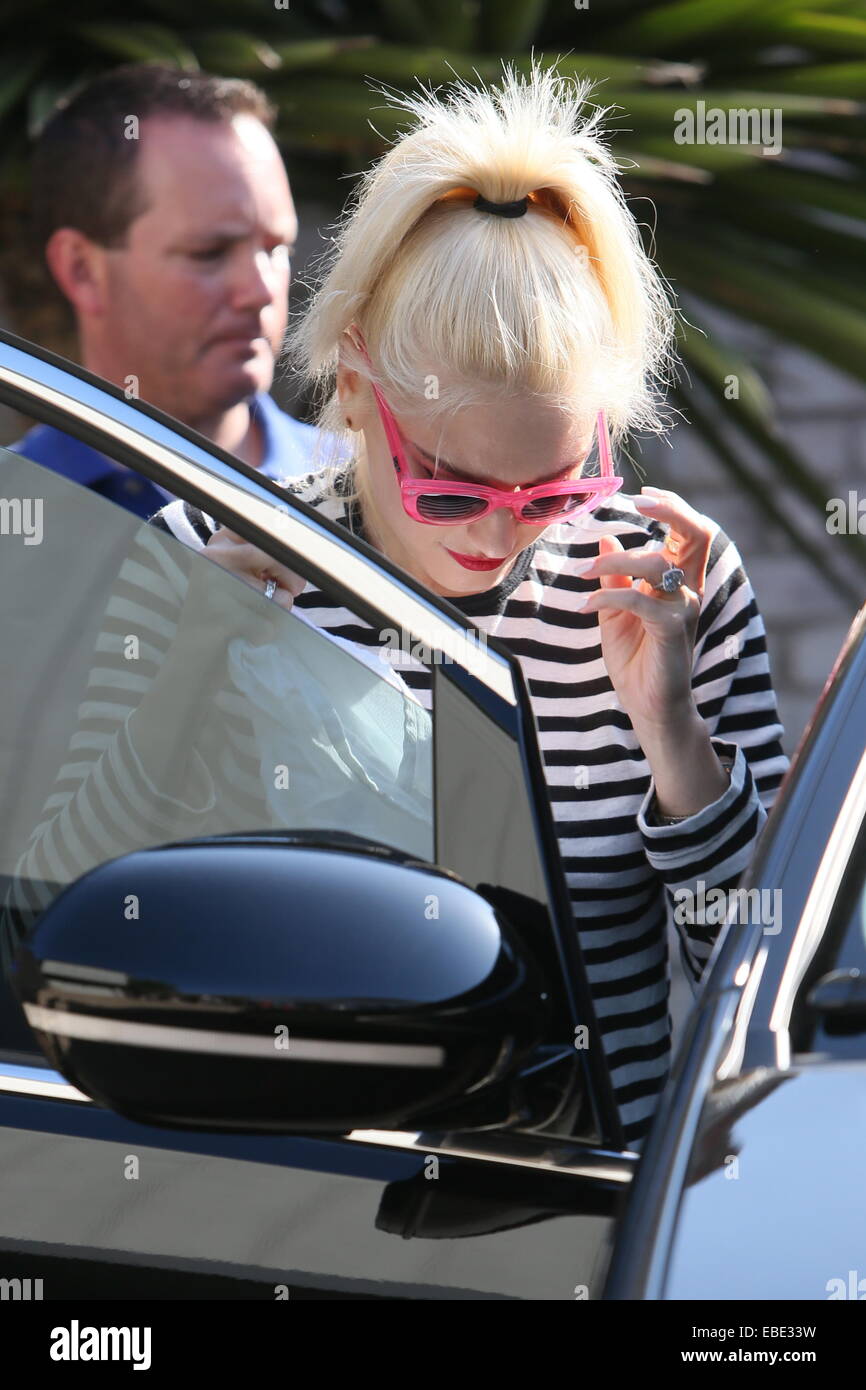 Gwen Stefani et Gavin Rossdale vu l'arrivée ou au départ Joel Silvers Memorial Day party à Malibu. En vedette : Gwen Stefani Où : Los Angeles, California, United States Quand : 26 mai 2014 Banque D'Images