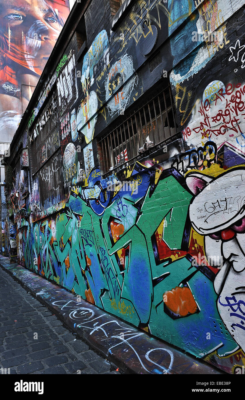 Un graffitti couverts dans le CBD de Melbourne, Victoria, Australie Banque D'Images