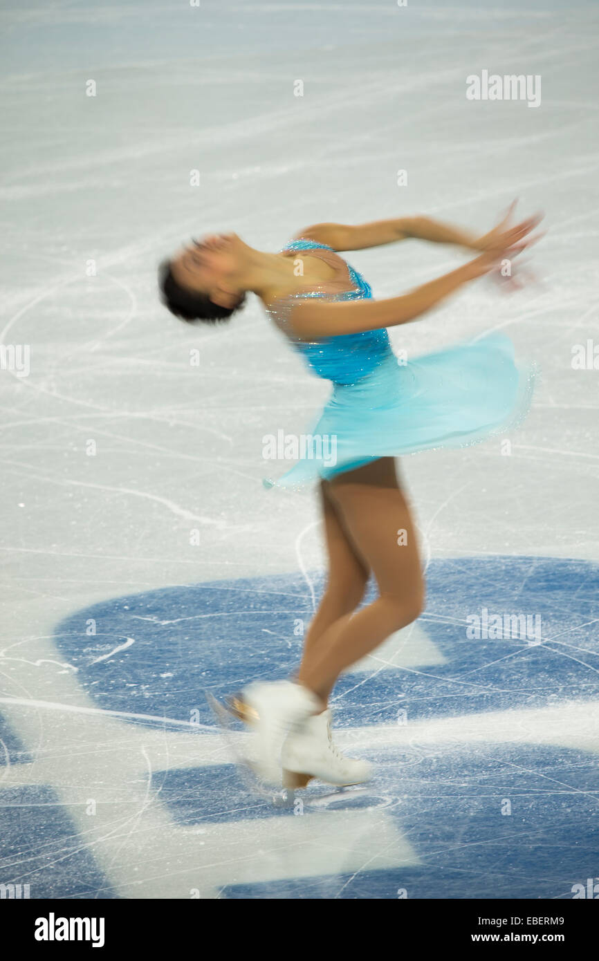 Action de femme ébavurés concurrentes dans le programme court de patinage artistique aux Jeux Olympiques d'hiver de Sotchi en 2014, Banque D'Images