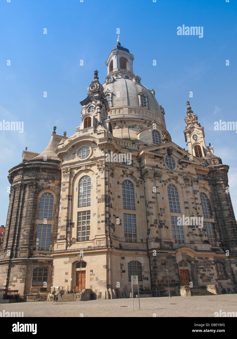 La Dresdner Frauenkirche signifiant église Notre Dame à Dresde Allemagne Banque D'Images