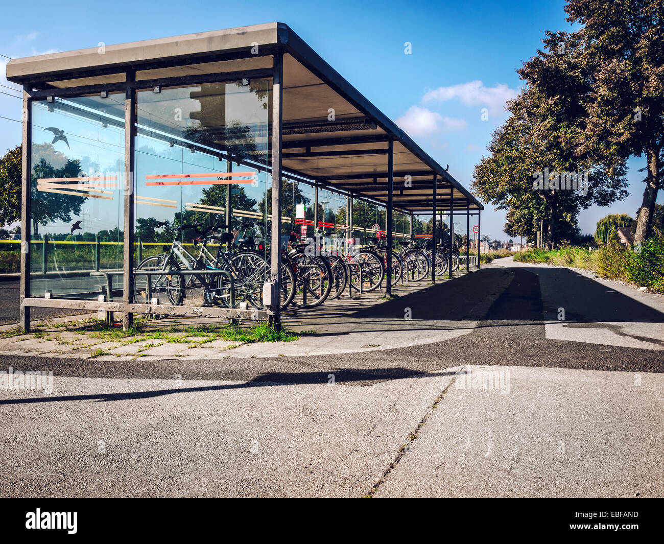 Zone de stationnement pour vélos Banque D'Images