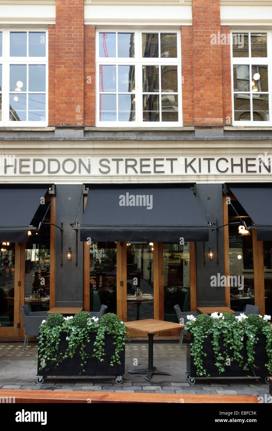 Heddon Street Kitchen de Regent Street, Londres est un restaurant Gordon Ramsay Banque D'Images