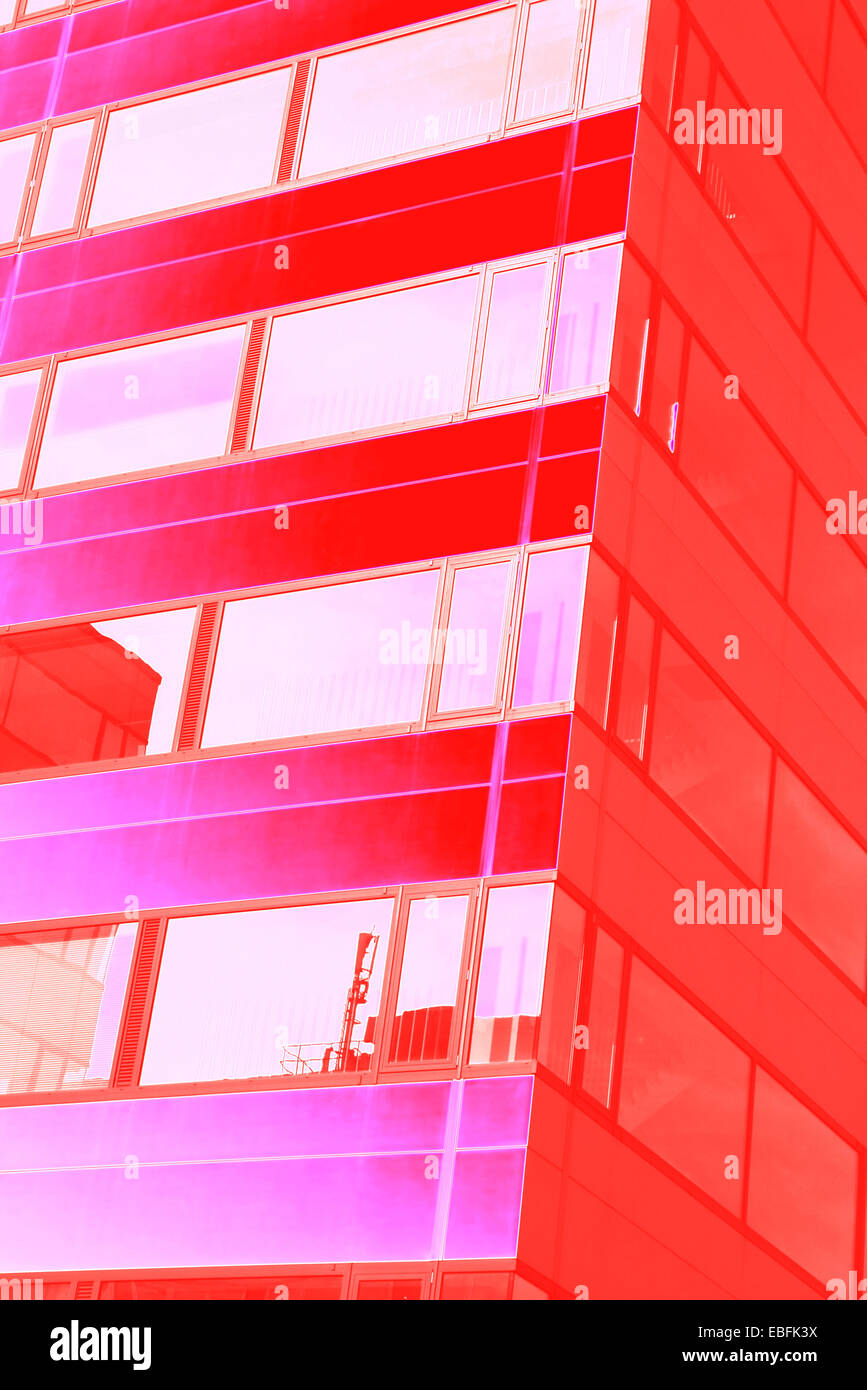 Les bâtiments modernes de la ville de Londres a présenté dans un mode modifié numériquement Banque D'Images