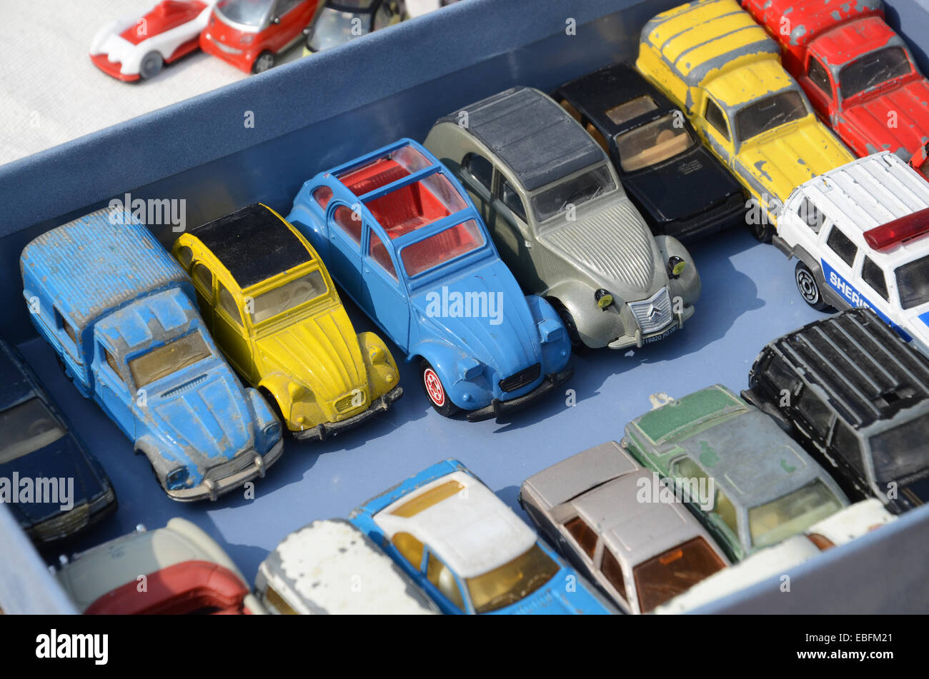 Citroen voitures de jouet à Lille Braderie France Photo Stock - Alamy