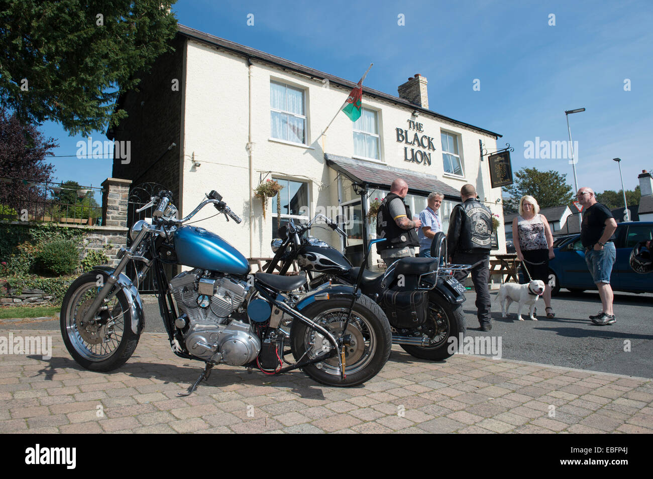 Black Lion Pub, Llanbadarn Galles Aberystwyth UK, un village pub populaire avec les motards les motards. Banque D'Images