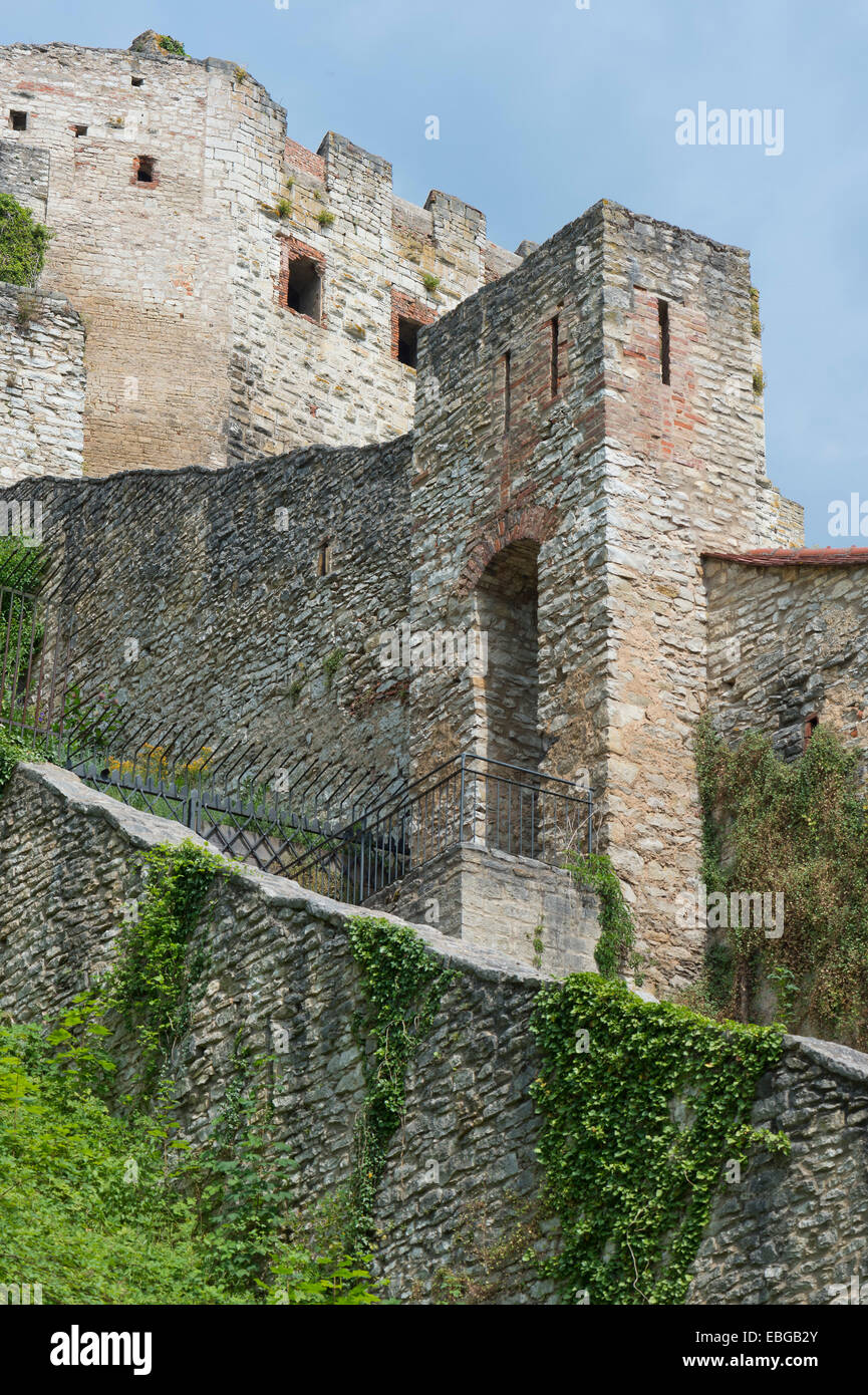 Les murs fortifiés, ruines de château, Pappenheim Altmühltal, Pappenheim, Middle Franconia, Bavaria, Germany Banque D'Images
