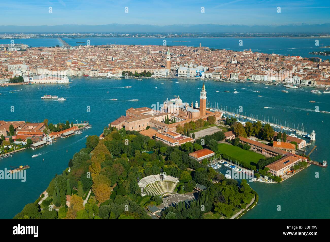 Vue aérienne de San Giorgio Maggiore et Venise, Italie, Europe Banque D'Images
