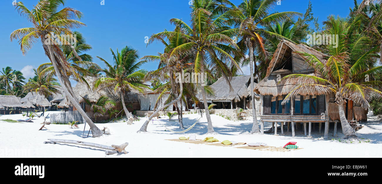 Chalets à palm beach, Mexique, Tulum Banque D'Images