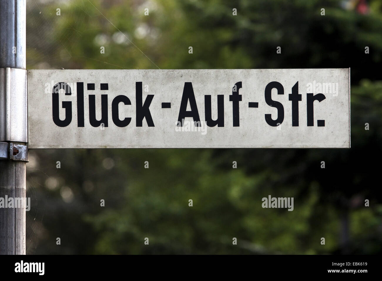 Road sign 'Glueck-Auf-Street", l'Allemagne, en Rhénanie du Nord-Westphalie, Ruhr, Oer-Erkenschwick Banque D'Images