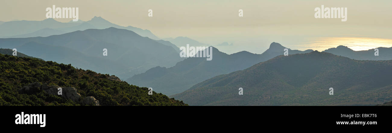 Désert des Agriates, paysages de montagne de la côte nord de la Corse, Corse, France Banque D'Images