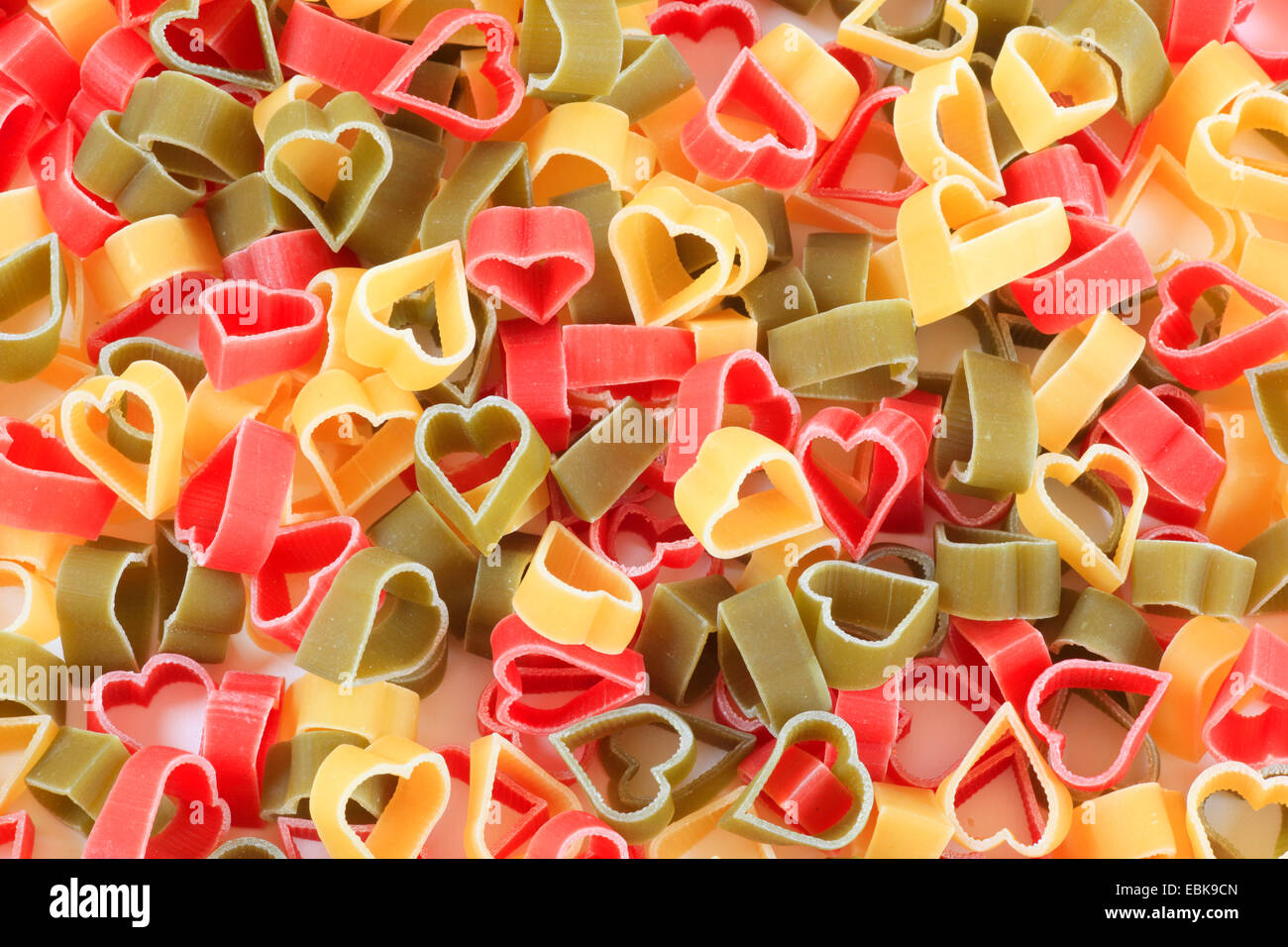Italien De Pâtes En Forme De Coeur Image stock - Image du coloré