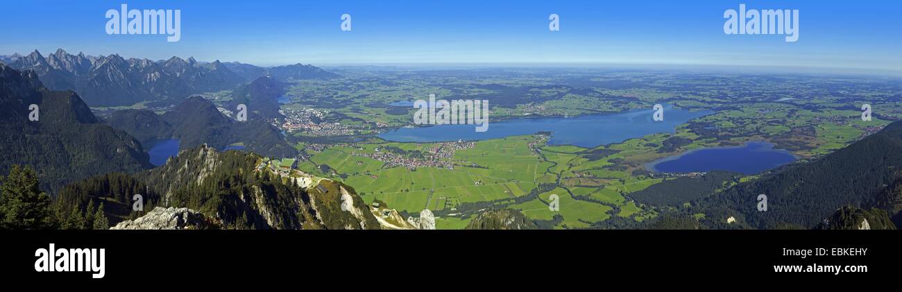 Vue de Forggensee et Bannwaldsee, Allemagne, Bavière, Oberbayern, Upper Bavaria, Ostalgaeu Banque D'Images