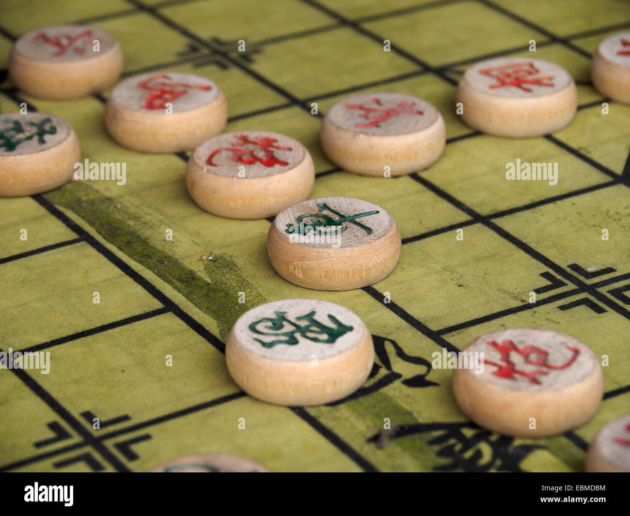 Xiangqi - pièces de jeu d'échecs chinois Banque D'Images
