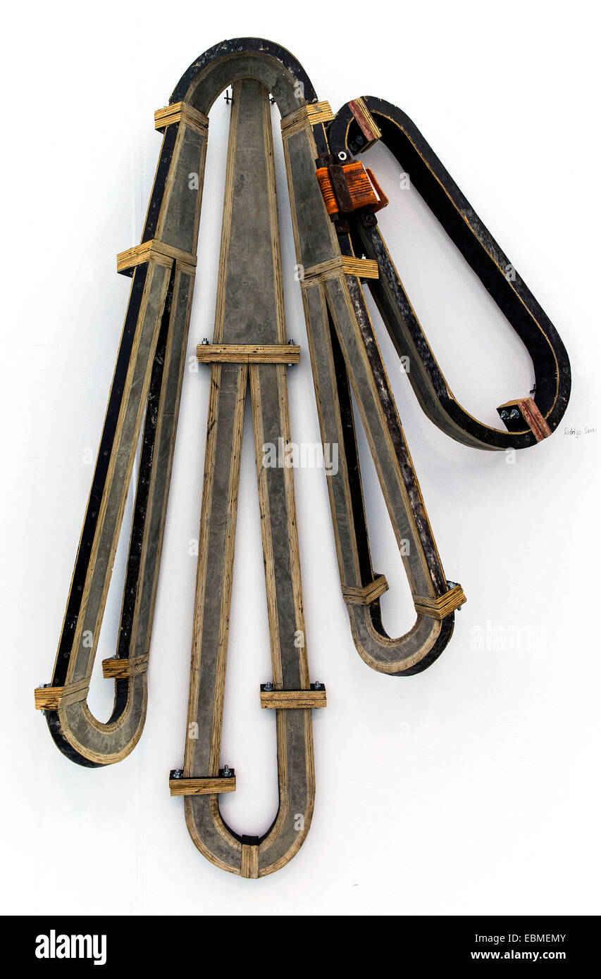 Miami Beach, Floride, USA. 09Th Nov, 2014. Une œuvre sans titre par Rodrigo Sassi est exposée au Sans titre, l'un des dizaines de chaînes salons et foires qui sont montés à la même époque chaque année, avec l'Art Basel Miami Beach. Cette année marque la 13ème édition de l'ABMB, avec plus de 250 galeries de 31 pays offrant quelque trois milliards de dollars de crédit art : Brian Cahn/ZUMA/Alamy Fil Live News Banque D'Images