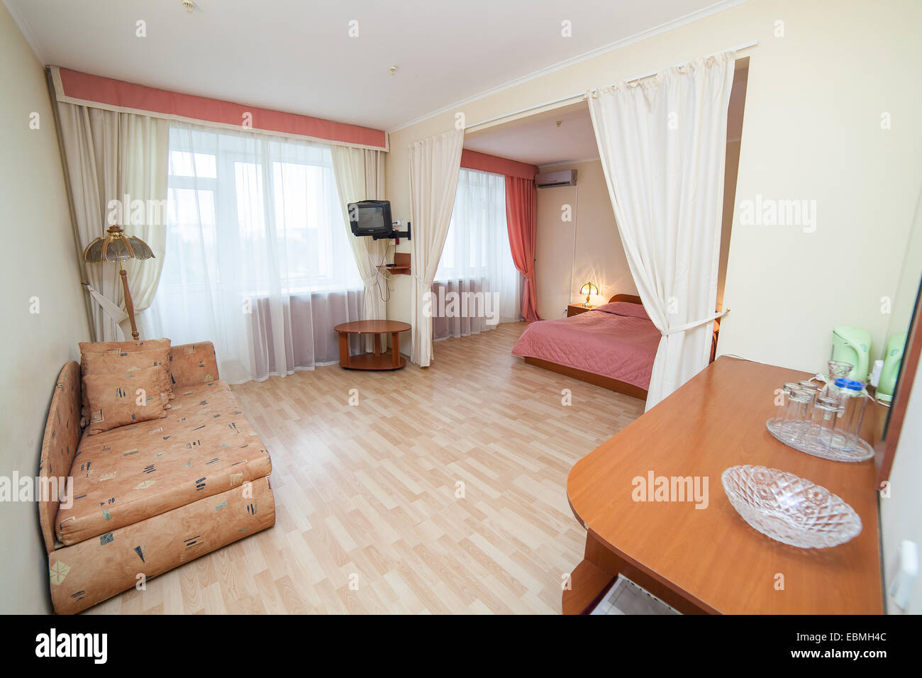 Maison moderne et design d'intérieur chambre à coucher de l'hôtel Banque D'Images