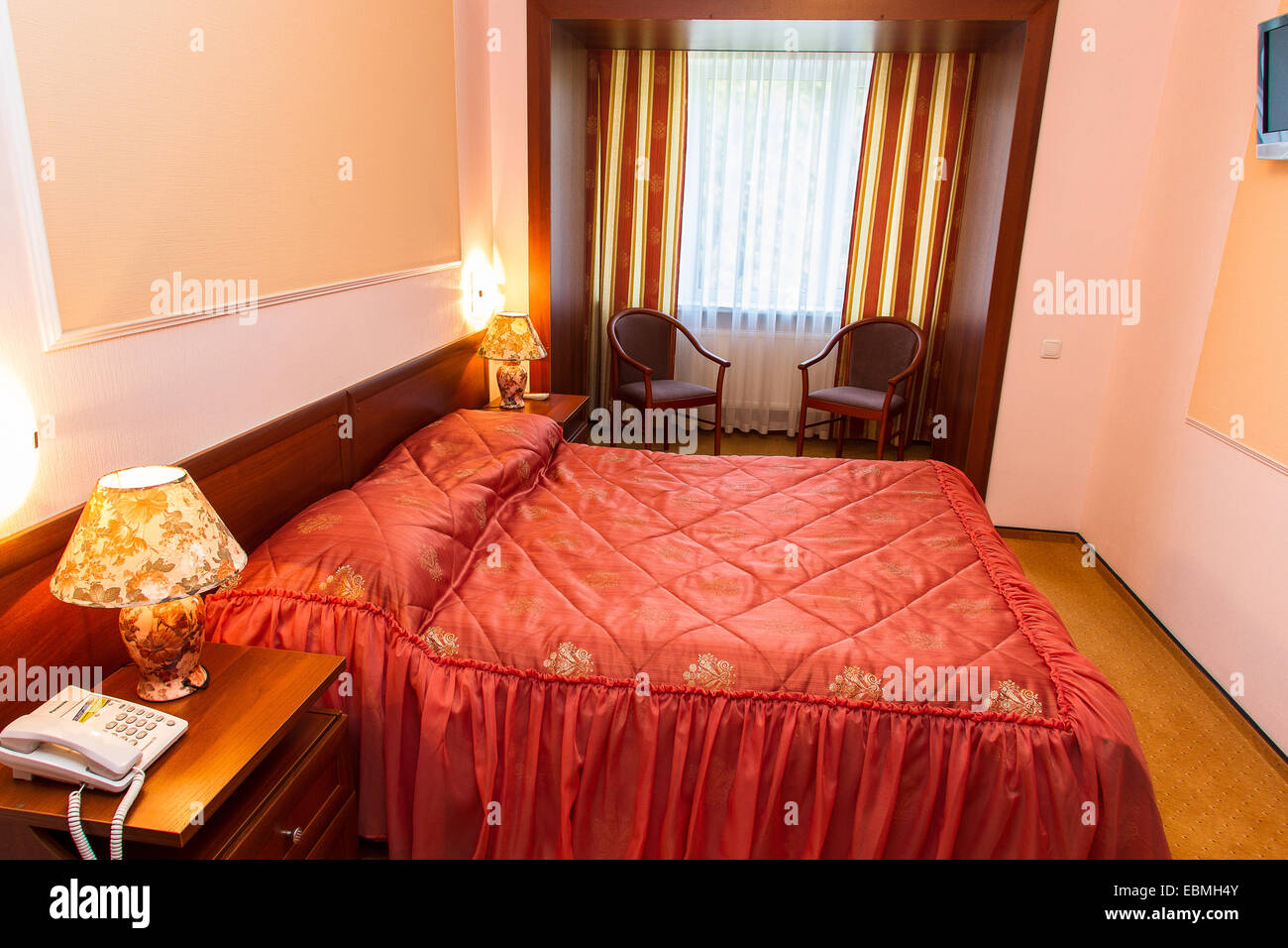 Maison moderne et design d'intérieur de l'hôtel chambre double Banque D'Images