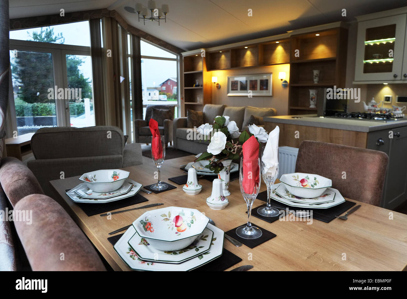 À l'intérieur de nouvelle grande caravane statique disposé pour l'affichage et la vente. Banque D'Images