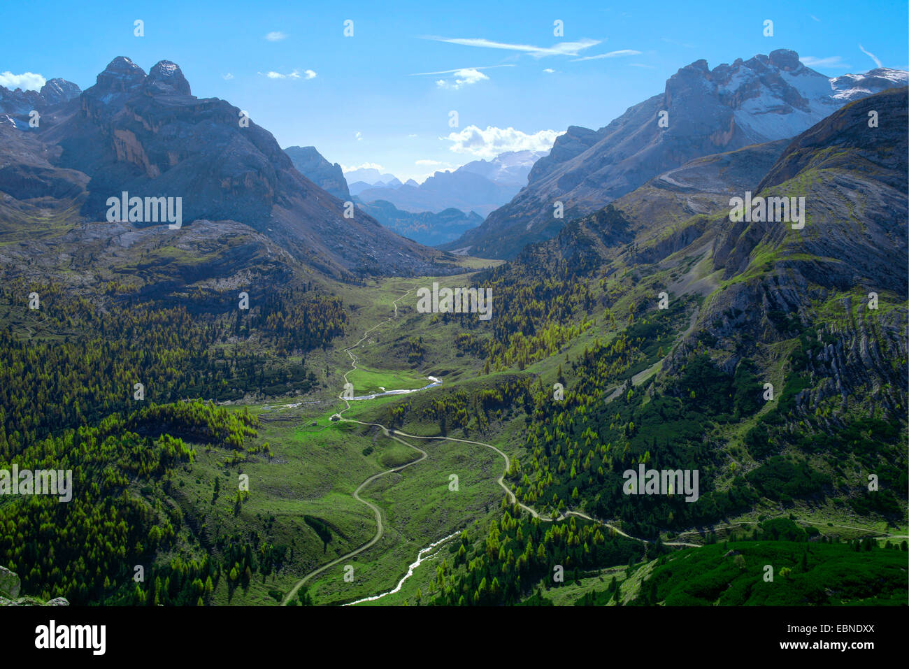 Valle di Fanes à l'automne, l'Italie, le Tyrol du Sud, Dolomiten Banque D'Images