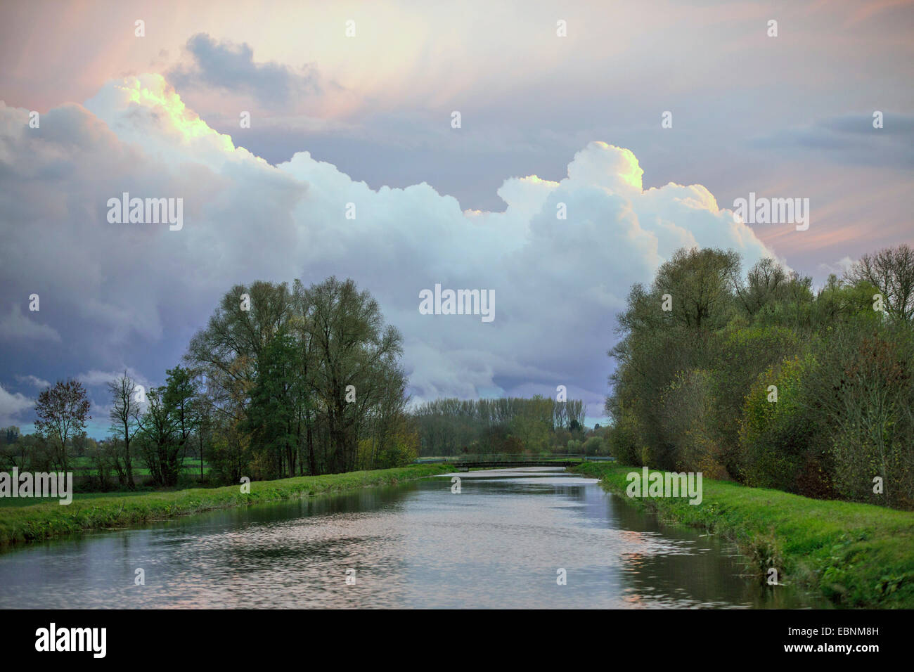 Orage en automne, l'Allemagne, la Bavière Banque D'Images