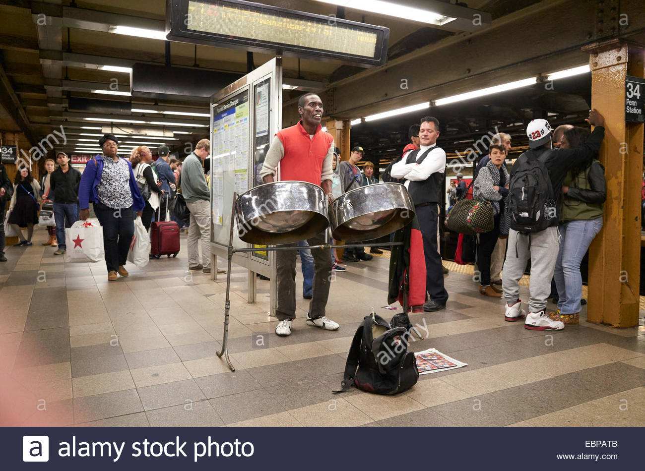 Les passagers de train de métro de New York à Manhattan Banque D'Images