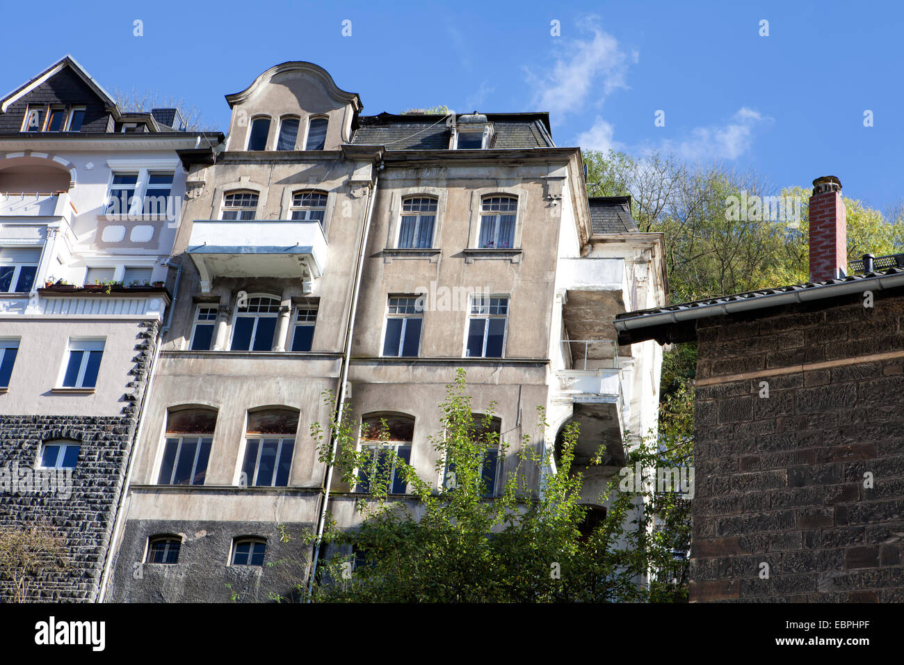 Immeuble résidentiel, Altena, Lennetal Maerkischer, Kreis, Sauerland, Rhénanie du Nord-Westphalie, Allemagne, Europe, Wohnhäuser, Alten Banque D'Images