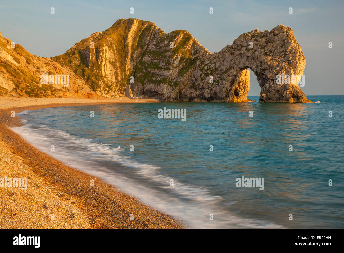 De Lulworth Cove, Durdle Door, Jurassic Coast, UNESCO World Heritage Site, Dorset, Angleterre, Royaume-Uni, Europe Banque D'Images